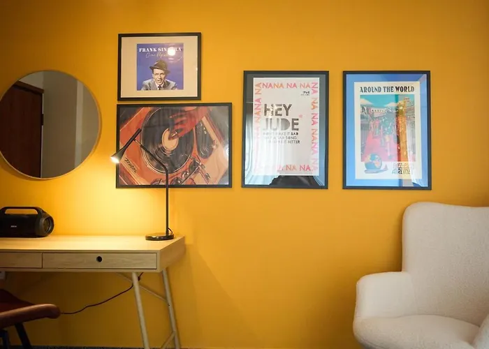 Skye Urban Oasis דירה טריפוליס