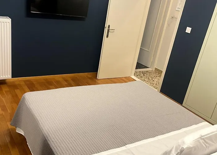 דירה Skye Urban Oasis טריפוליס